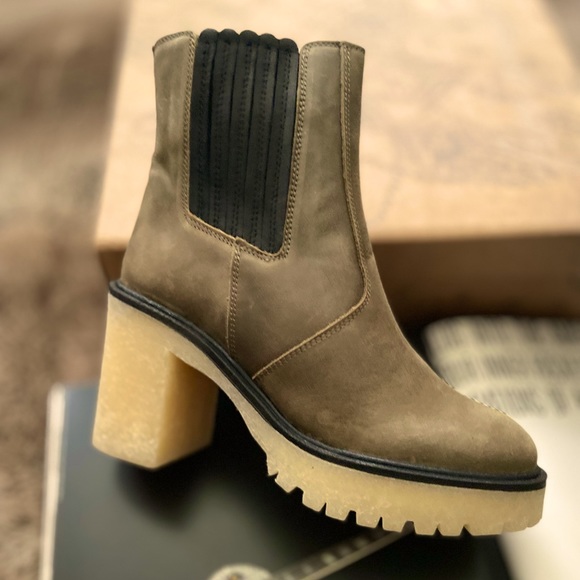 Free People James Chelsea Boots - Picture 6 of 10